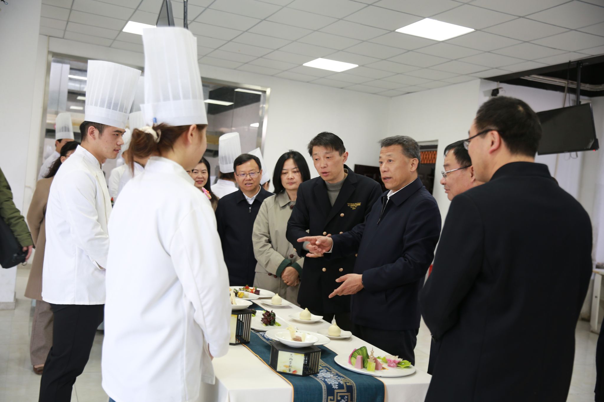 现已构建起以高技能人才培养为主
